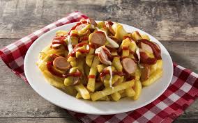 Salchipapa Clásica Don Pollo